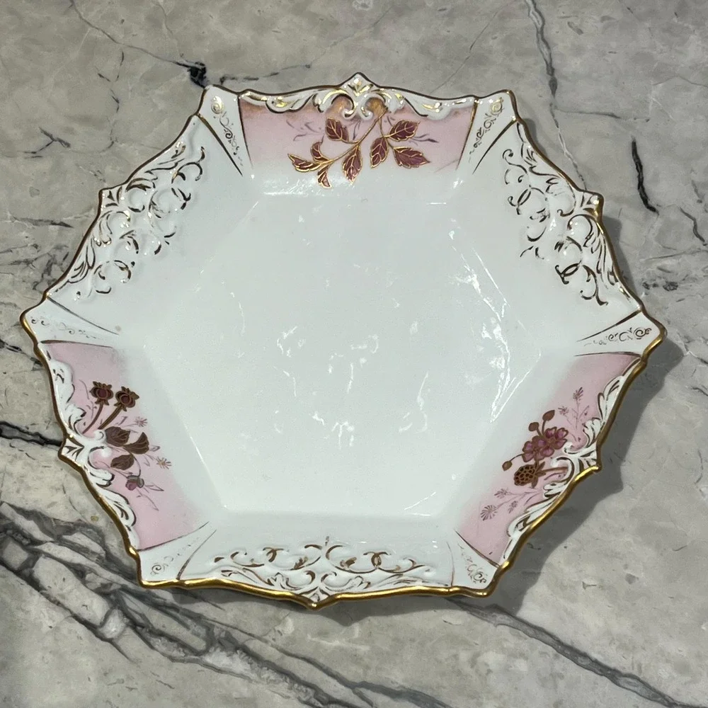 Antique Wilhelm Graef‎ handpainted plate
